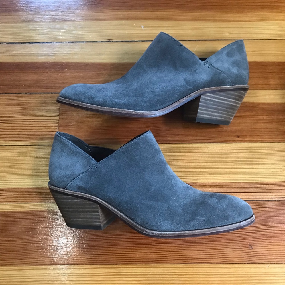 Vince Camuto gray mules